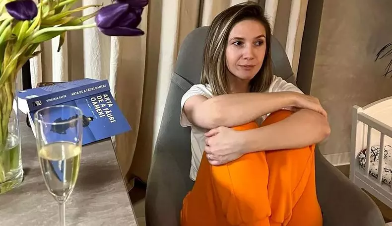 adela-popescu-instagram