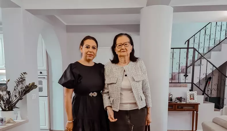 oana-roman-mioara-roman-1