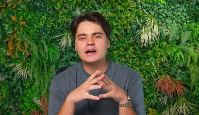 selly-bani-youtube-2