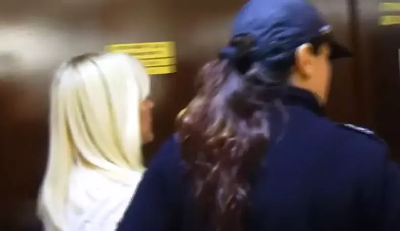 elena-udrea-incatusata-4