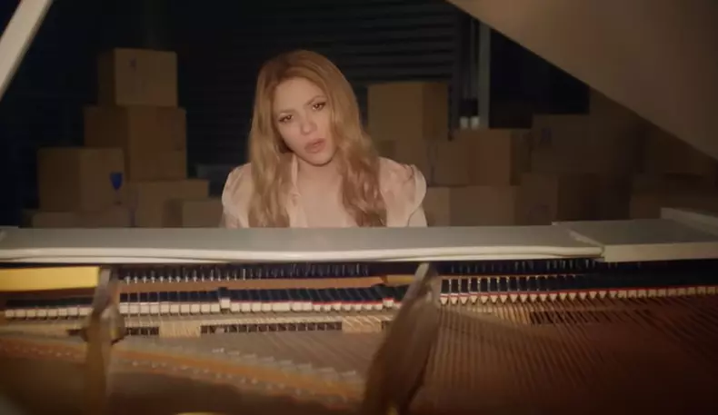shakira-1-2