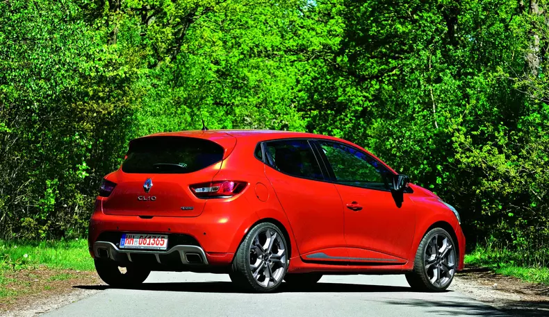 SH Renault Clio RS 006