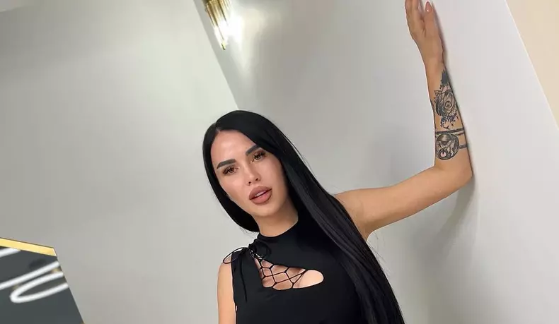 daniela crudu 40