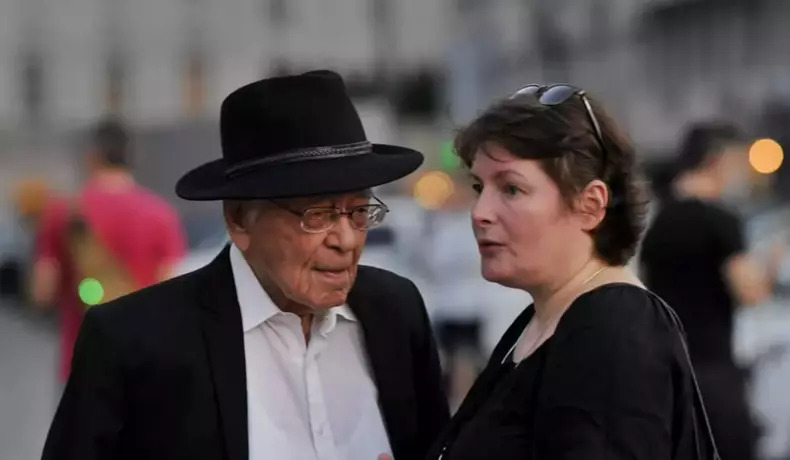mihai-sora-si-sotia-sa
