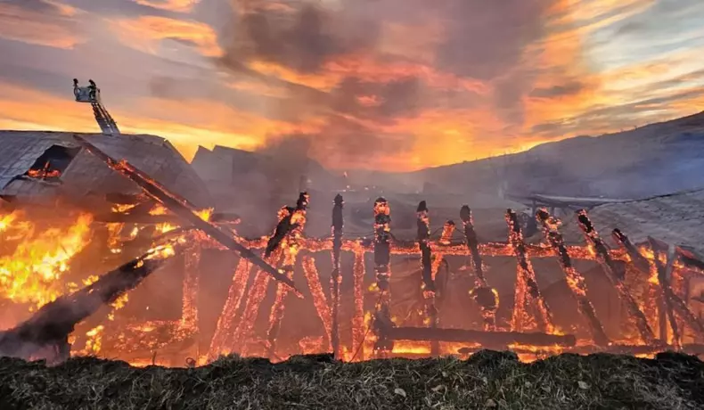 incendiu-ferma-dacilor-9-1