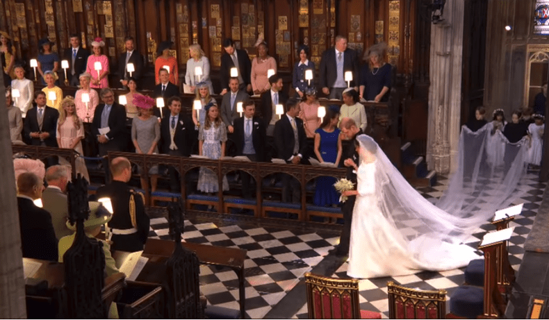 voalul lui Meghan Markle