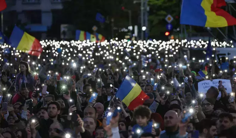 miting-romania-in-lumina-nicusor-dan-2