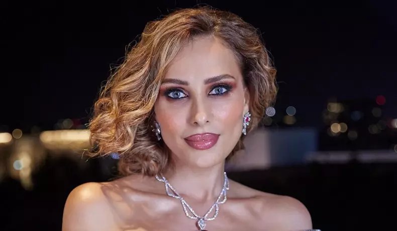 iulia-vantur-4-1-e1728632601693