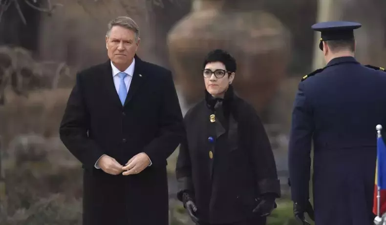 Delia Dinu si Klaus Iohannis (2)
