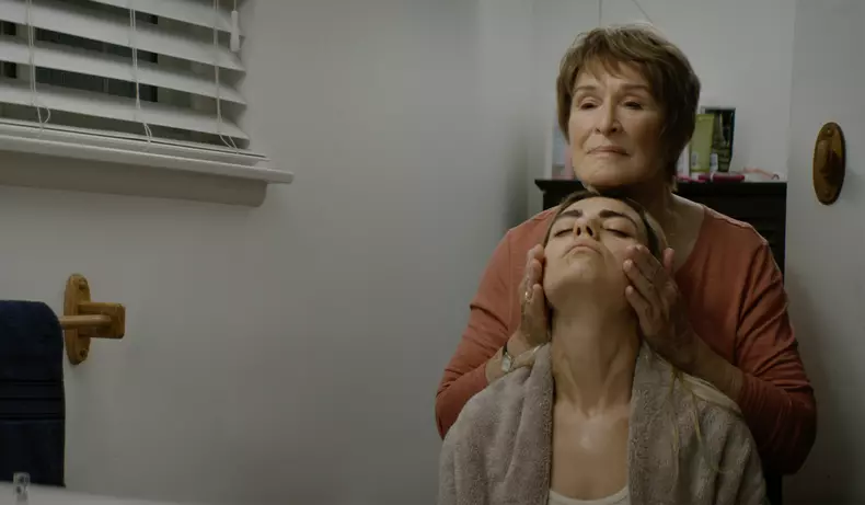 Four Good Days (2020) - filmstill
