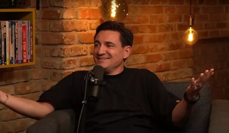 george-buhnici-politia-femeilor-care-mananca-inadecvat-o-femeie-mai-saraca-decat-mine-manca-o-782311