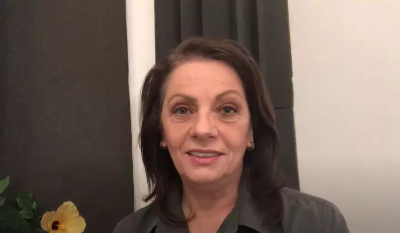 Liliana Hodorogea 6