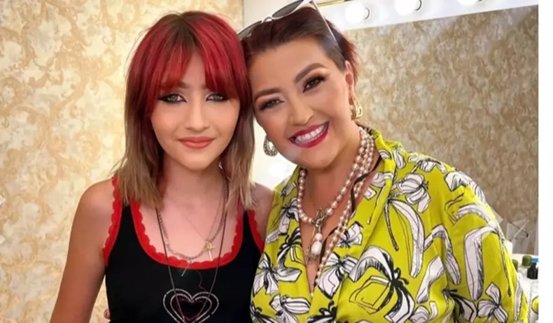 Sumayla și Rona Hartner