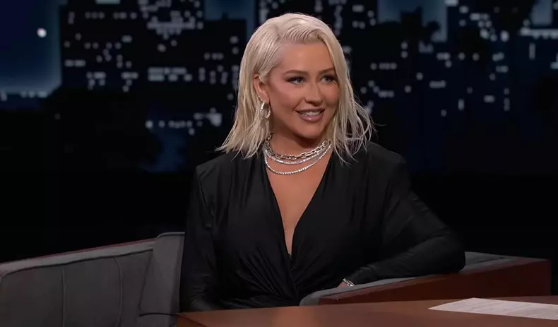 Christina Aguilera On US TV Show "Jimmy Kimmel Live"
