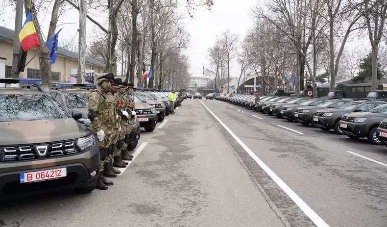 Dacia-Duster_MApN_2021