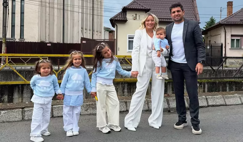 laura-cosoi-si-familia-ei