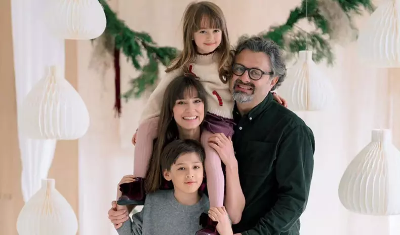 dana-rogoz-alaturi-de-familie-2