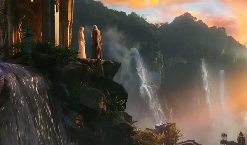 Hobbit trailer returns Rings fans to Middle Earth