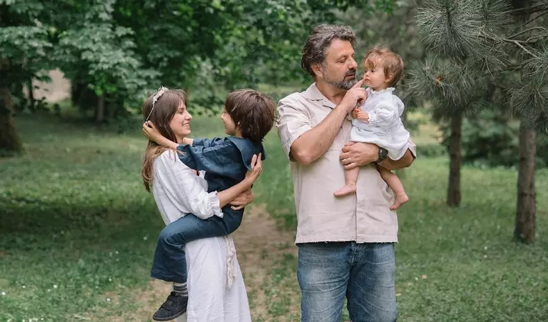 dana rogoz si familia sa