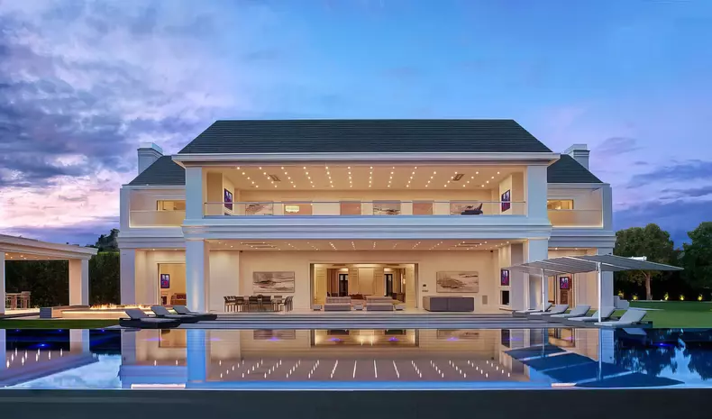 Jennifer Lopez and Ben Affleck home in Beverly Hills