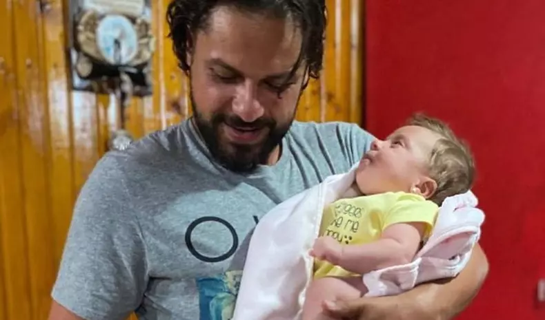 Cine-este-iubita-lui-Augustin-Viziru.-Ea-l-a-facut-tatic-pe-castigatorul-Ferma-2020-1