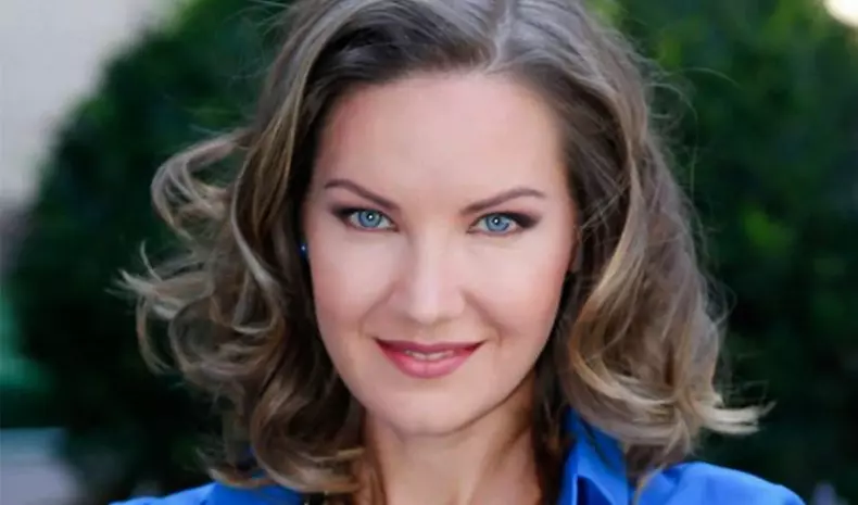 cum-arata-melania-medeleanu-la-41-de-ani-dupa-ce-a-nascut-primul-ei-copil-