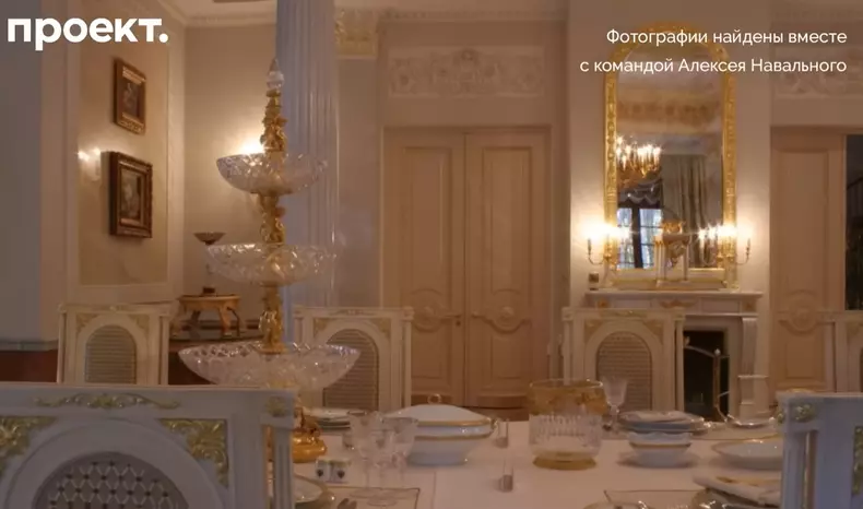 Vladimir Putin locuiește cu iubita sa, gimnasta Alina Kabaeva, și copiii lor într-un palat de lux (3)