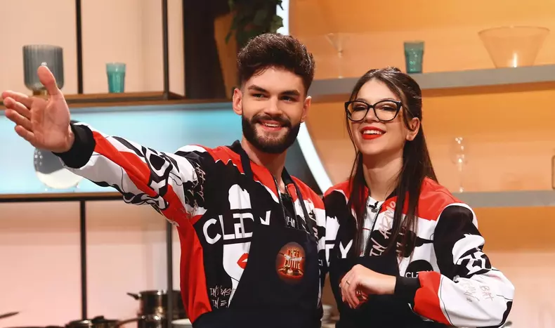 cleopatra-stratan-soacra