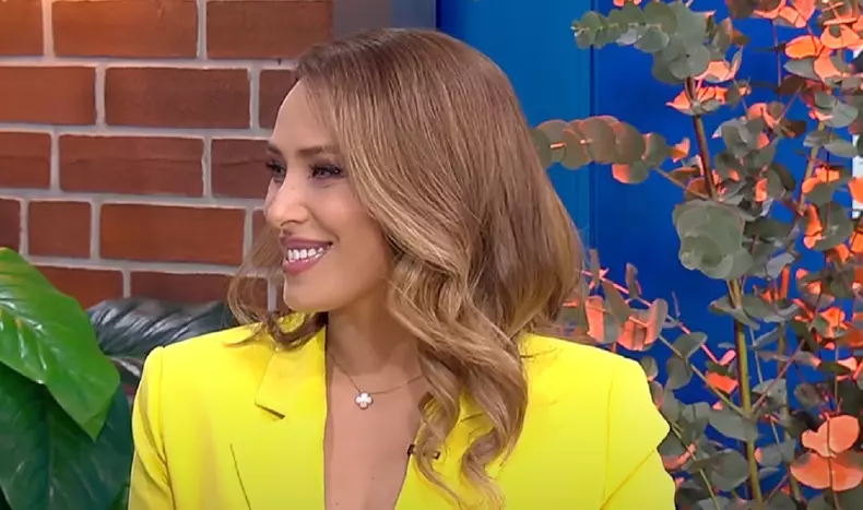 iulia vantur in emisiunea la maruta 2
