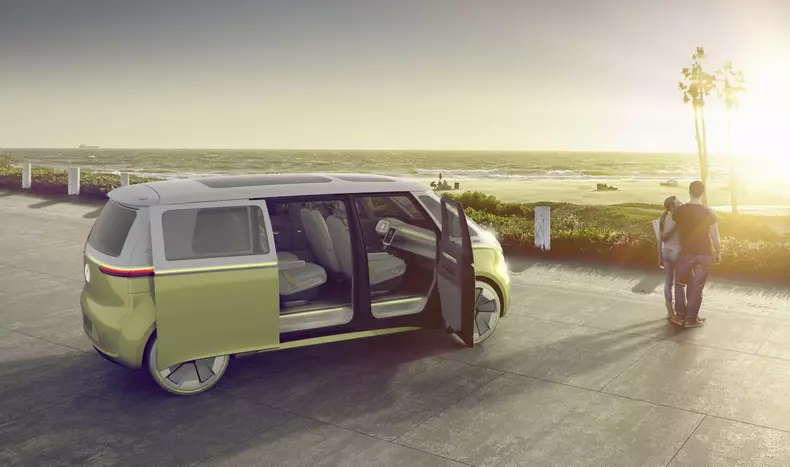 volkswagen-i-d-buzz-concept-detroit-2017-10