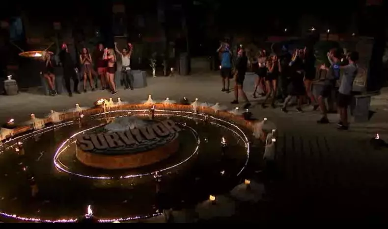 unificarea la Survivor Romanoa