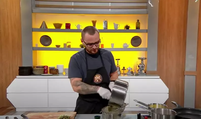 Cine e Cătălin Amarandei de la Chefi la cuțite