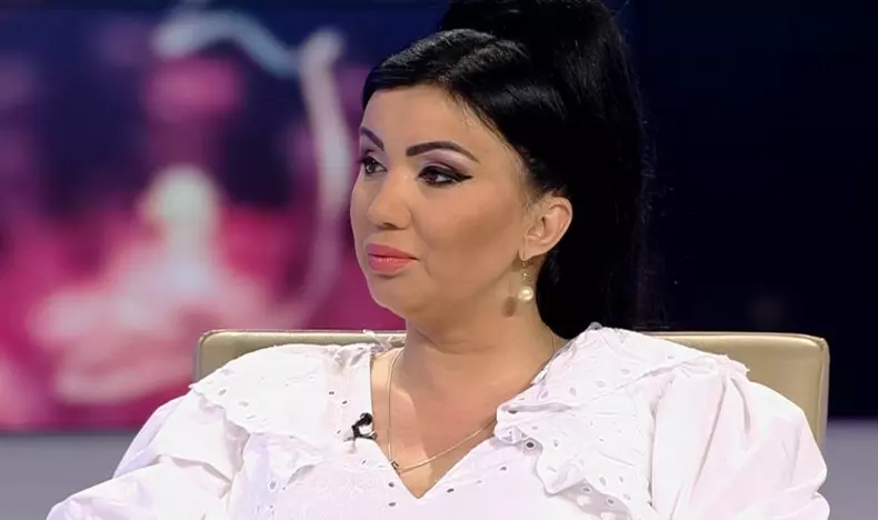 adriana-bahmuteanu-acuza-interventia-in-forta-asupra-iubitului-sau-artistul-grec-nikos-papadopoulos-664814