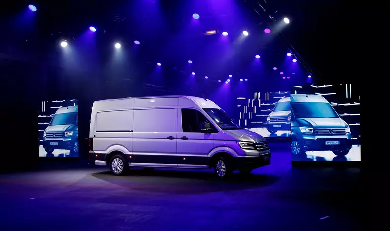 2016-volkswagen-crafter-4