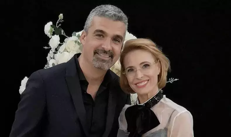 monica-davidescu-si-aurelian-temisan-anunt-pentru-fani-1-1024x580-1