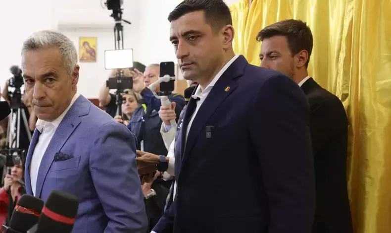 George Simion și Călin Georgescu la vot primul tur alegeri mai 2025 (1)
