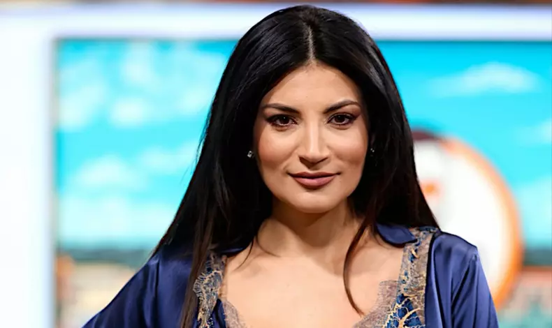 ioana ginghina40