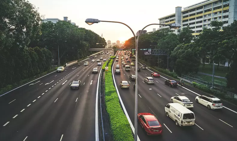 guvern-autostrazi-legislatie