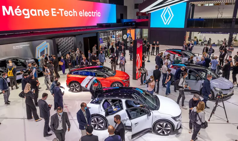 Aadeschidere_image_salon_07-09-4-1