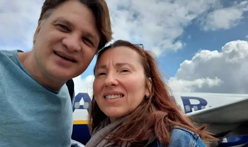 mihai-onila-alaturi-de-fosta-sotie