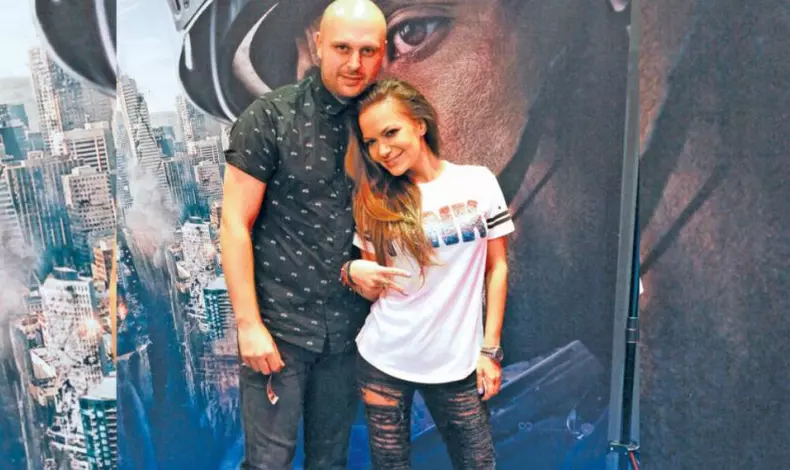 Andreea-Antonescu-nu-a-divortat-nici-acum-de-fapt.-Ce-mare-piedica-are-artista-de-la-Ferma-840x500