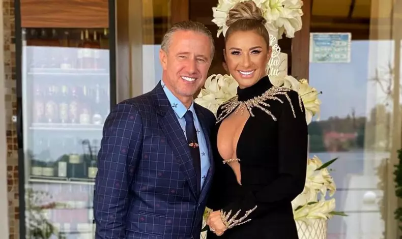 presa-din-germania-a-dezvaluit-motivul-real-din-spatele-divortului-dintre-prodan-si-reghecampf-2-840x500