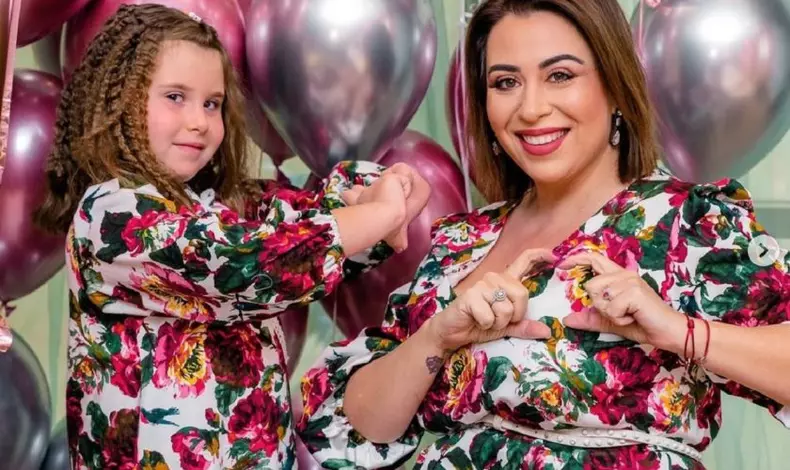 Cum-a-reactionat-Oana-Roman-cand-a-aflat-ca-fiica-ei-are-iubit-840x500-2