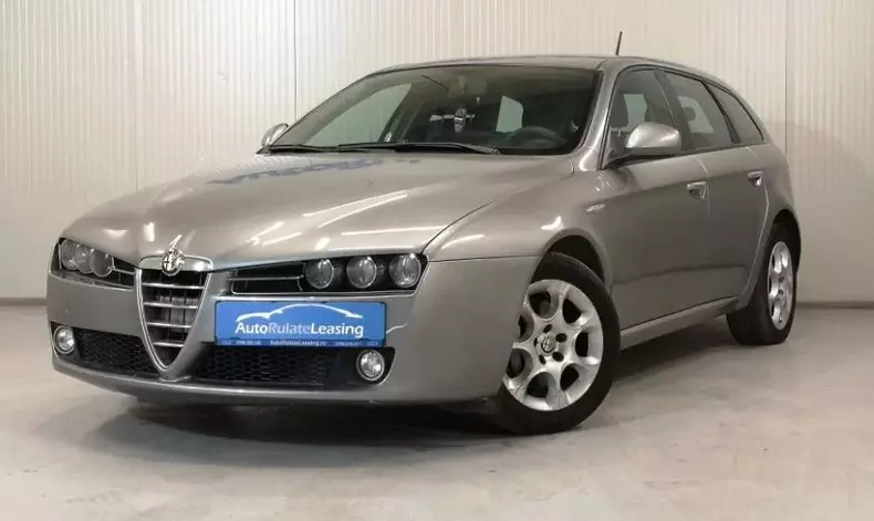 Alfa Romeo 159