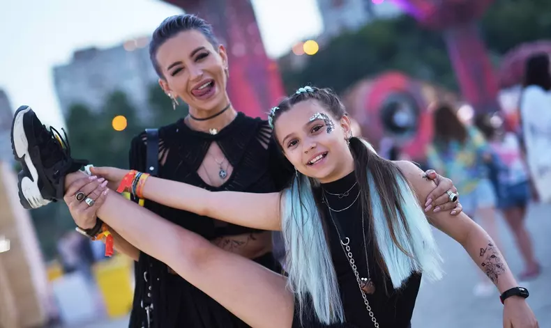 Giulia anghelescu si fiica antonia