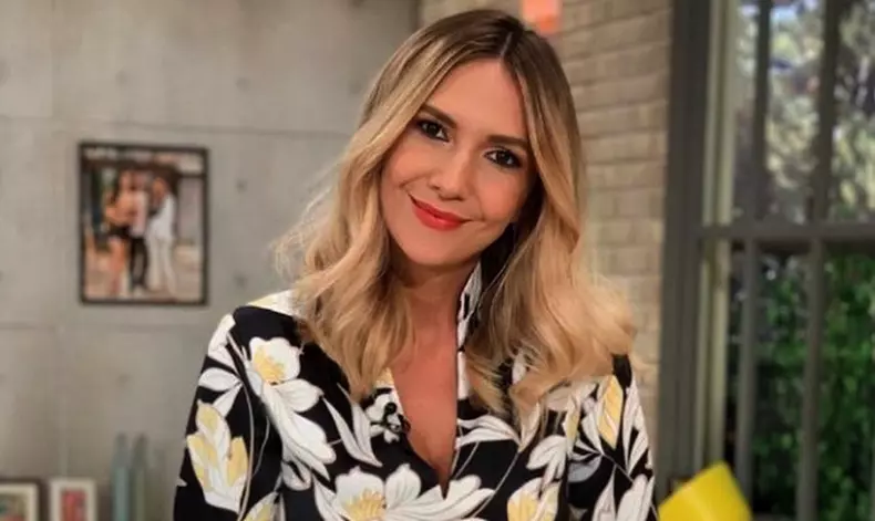 adela-popescu-vine-cu-anuntul-sexului-bebelusului-in-platoul-de-la-vorbeste-lume-1