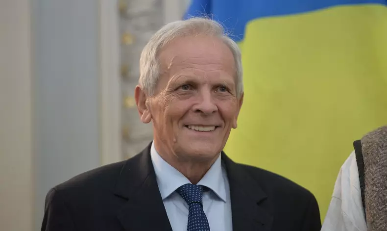 PALATUL PARLAMENTULUI - CEREMONIE - DEZVELIRE BUST AVRAM IANCU