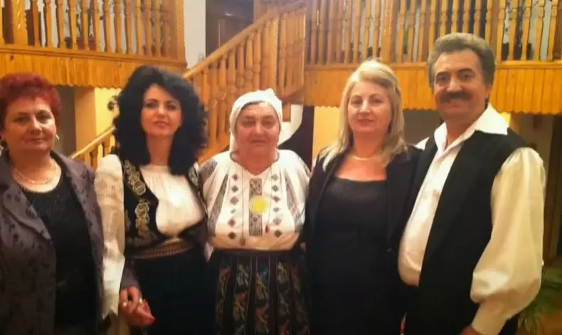 petrica-mitu-stoian-sora-lui-mama-lui-1