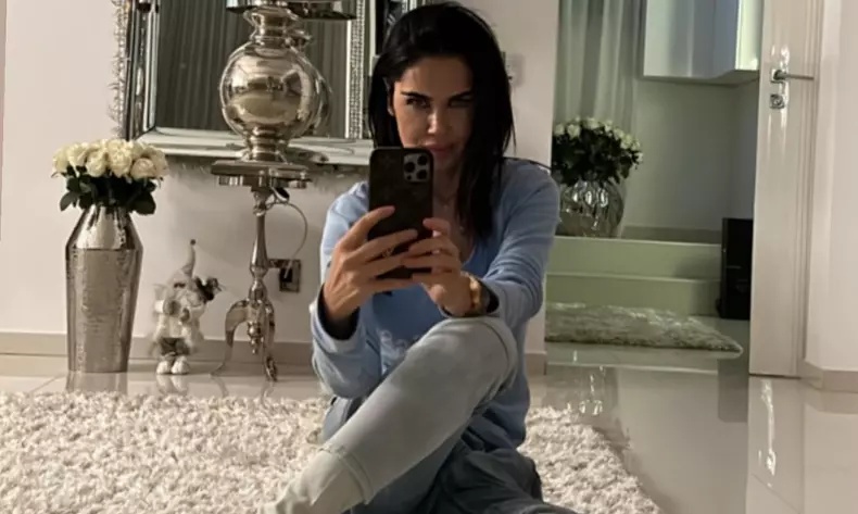 Oana Zăvoranu, despre zvonul despărțirii de Alex Ashraf: "Pot alege să mă bag în pat cu cine simte inima mea!"