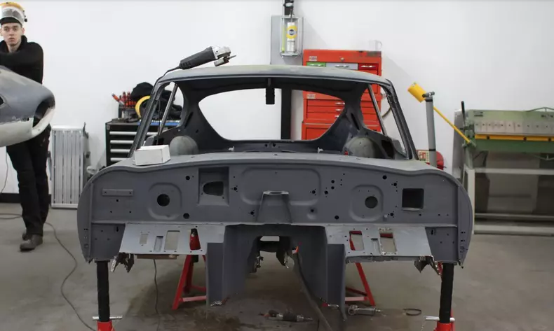 rusty Jaguar E 1964_12